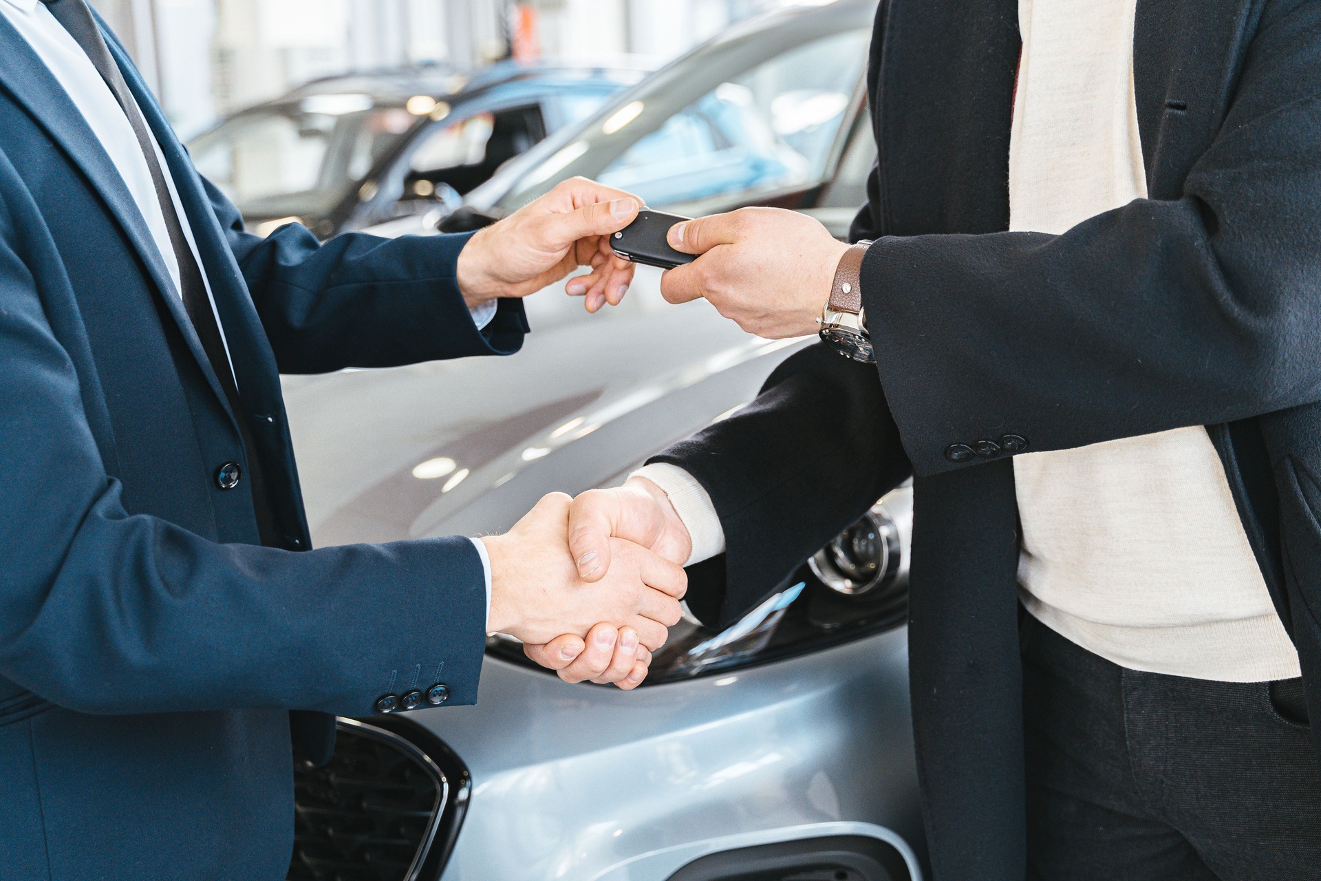 Entrega de llaves en la devolución de un coche de renting